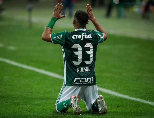 Gabriel Jesus carregou o "número talismã", agora vago no Palmeiras, para o Manchester City - Eduardo Anizelli/Folhapress