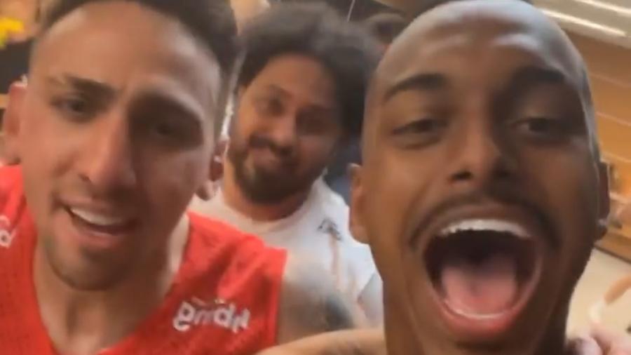 Jogadores do Corinthians provocam Palmeiras após vitória pelo Brasileirão - Reprodução/Instagram