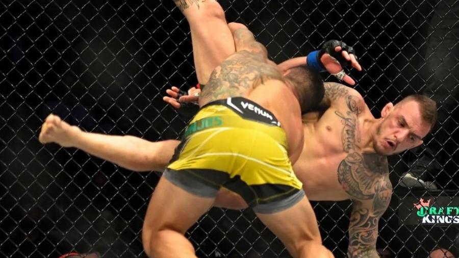 Dos Anjos vence Renato Moicano no UFC 272 - Reprodução/UFC