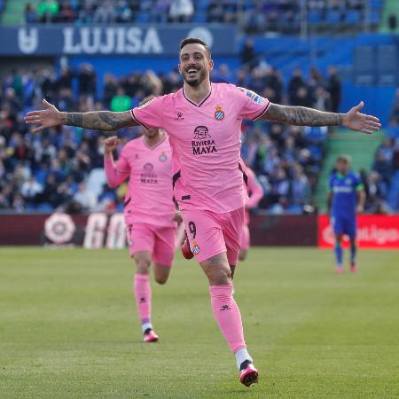 Joselu, atacante do Espanyol, comemora golaço do meio-campo marcado contra o Getafe - Reprodução/Twitter/LaLiga