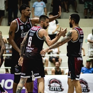 São Paulo vence Franca fora de casa e abre 1 a 0 na final do NBB