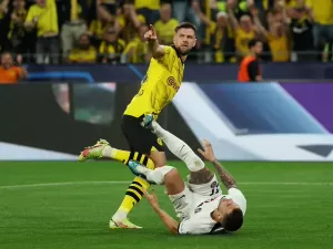 'Grandalhão' inferniza PSG e dá vantagem ao Borussia na semi da Champions