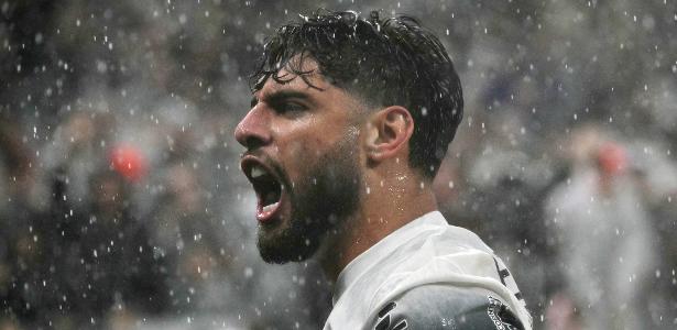 Yuri ultrapassa Guedes e se torna vice-artilheiro da Arena Corinthians.