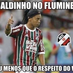 No Dia da Mentira, Racing uruguaio anuncia Ronaldinho e admite piada