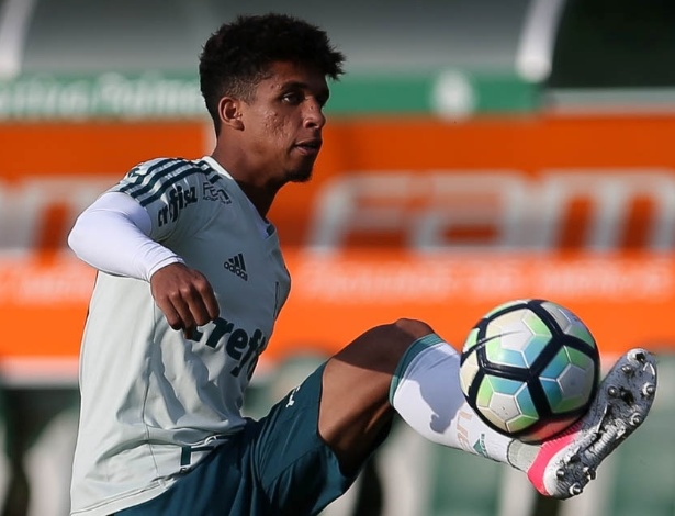 Marlon, ex-Flu, é exemplo para Vitinho trocar Palmeiras por Barcelona B