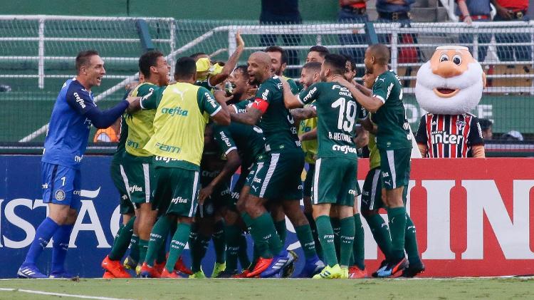 Jogadores do Palmeiras celebram vitória contra o São Paulo - Marcello Zambrana/Agif - Marcello Zambrana/Agif