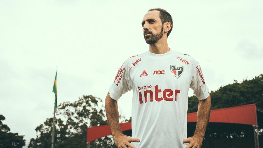 Retrato de Juanfran Torres, jogador do São Paulo Futebol Clube - Marcus Steinmeyer/UOL