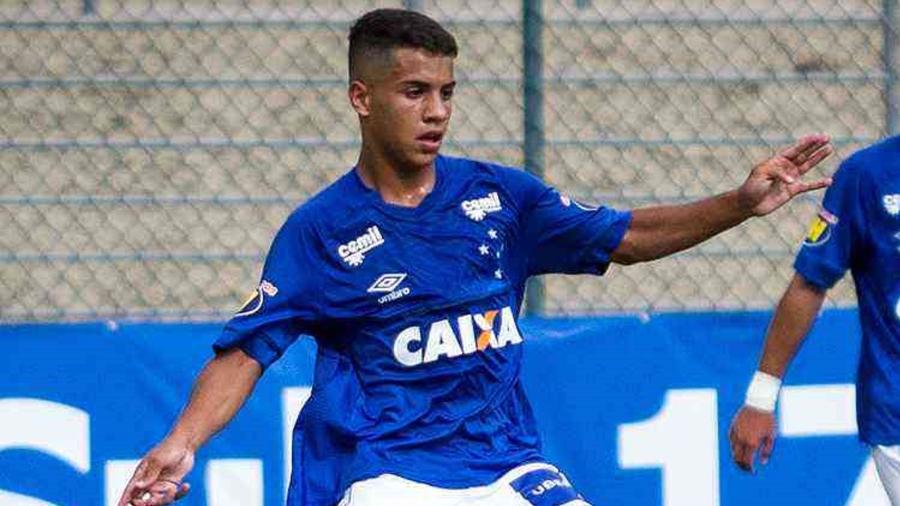 Jovem Vitinho pertence ao Cruzeiro, mas está emprestado ao Palmeiras - Gustavo Aleixo/Cruzeiro/Divulgação