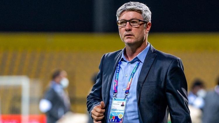 Odair Hellmann vive boa fase no Al-Wasl e não esquece o Fluminense, seu último clube no Brasil - Divulgação - Divulgação