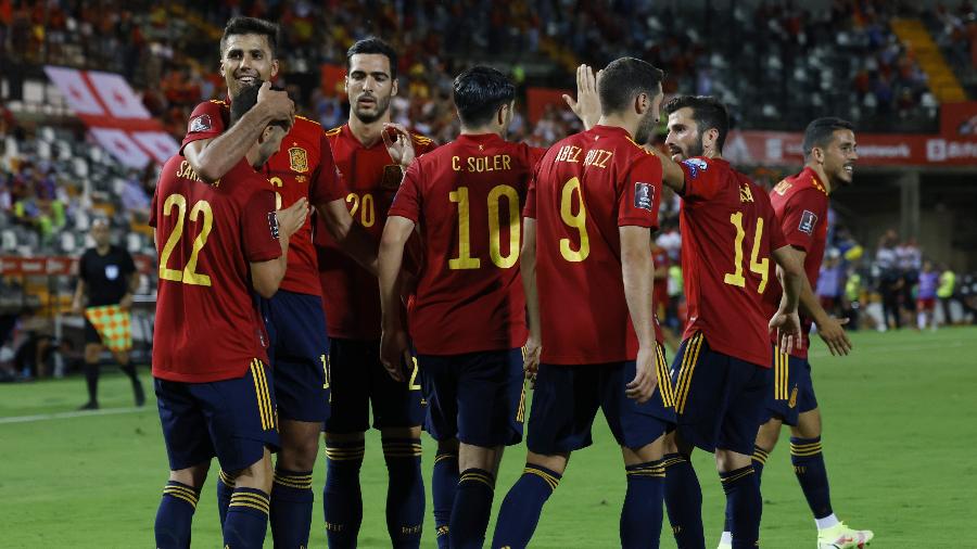 Espanha comemora gol contra a Geórgia, pelas Eliminatórias Europeias para a Copa do Mundo de 2022 - REUTERS