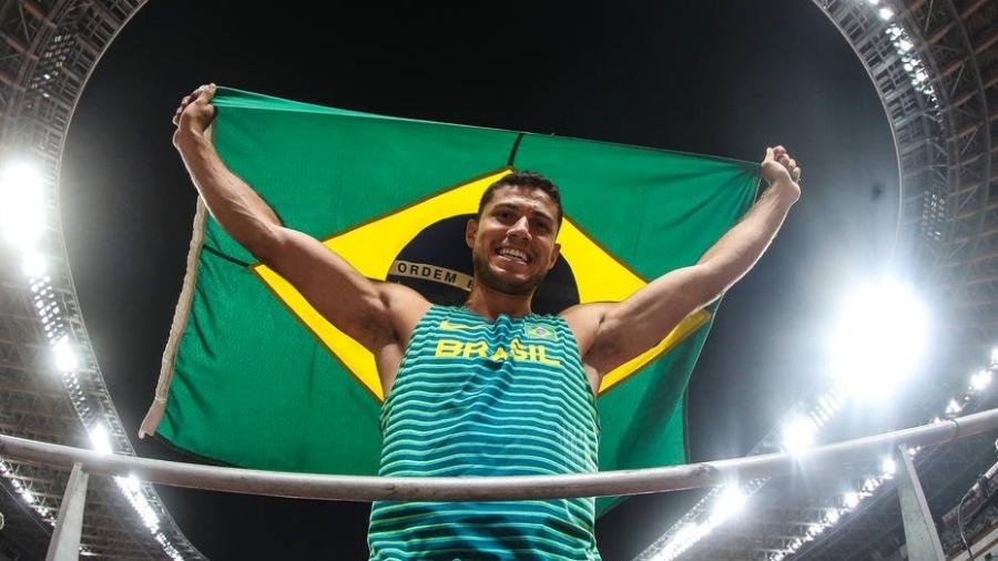 Thiago Braz conquista o bronze em Rouen - Reprodução/Time Brasil