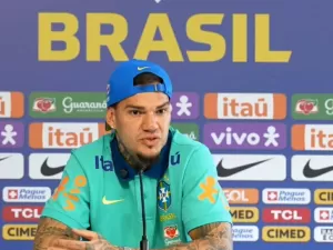 Lesões embaralham seleção, e Ederson admite: 'Temos que mostrar mais'