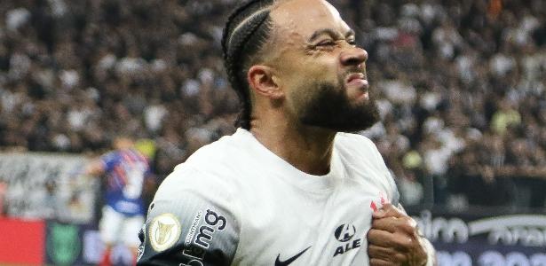 Eficiência de Memphis: uma participação em gol a cada 90 minutos no Corinthians.