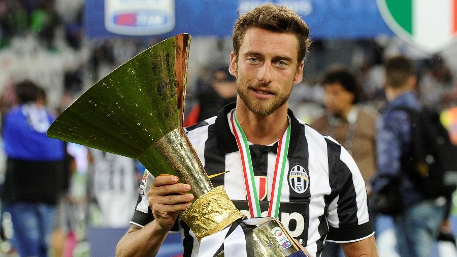 Claudio Marchisio com o troféu do Campeonato Italiano 2014/2015 - Giorgio Perottino/Reuters