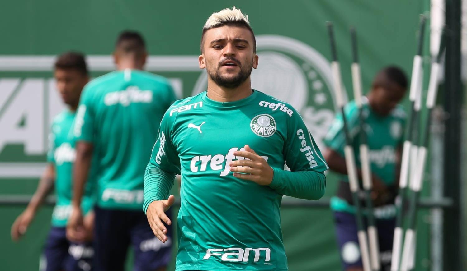 Boa relação entre os clubes pode facilitar empréstimo de Victor Luis ao Cruzeiro