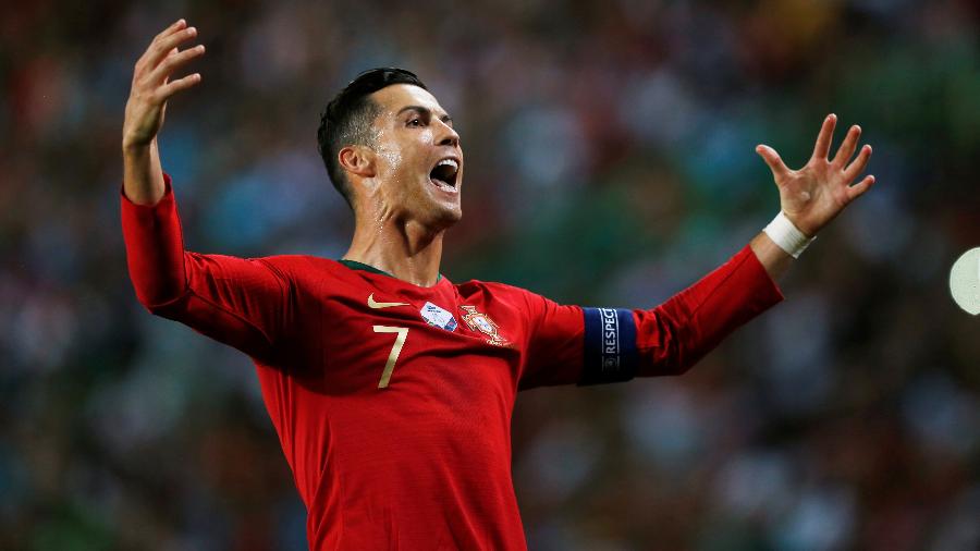 Cristiano Ronaldo comemora após marcar por Portugal sobre Luxemburgo - Rafael Marchante/Reuters