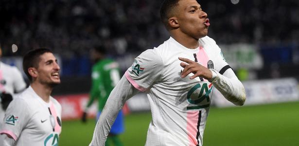 Le PSG écrase Feignies en rythme d’entraînement et avance en Coupe de France – 19/12/2021