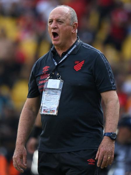 Felipão, treinador do Athletico, durante final da Copa Libertadores - LUIS ACOSTA / AFP