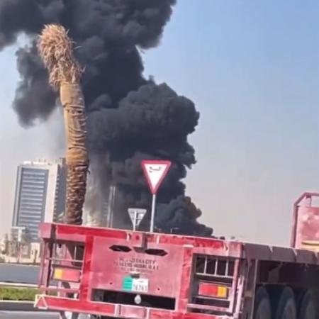 Incêndio de grande proporção atingiu a cidade de Lusail, no Qatar - Reprodução/Instagram