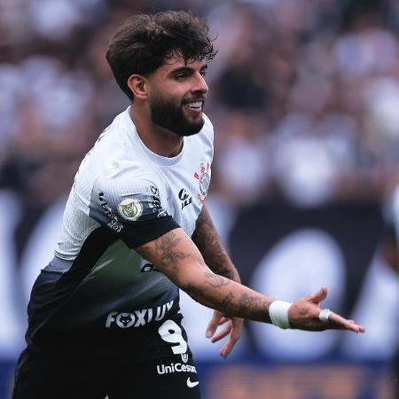 Yuri Alberto em ação durante Corinthians x Atlético-GO, duelo do Campeonato Brasileiro