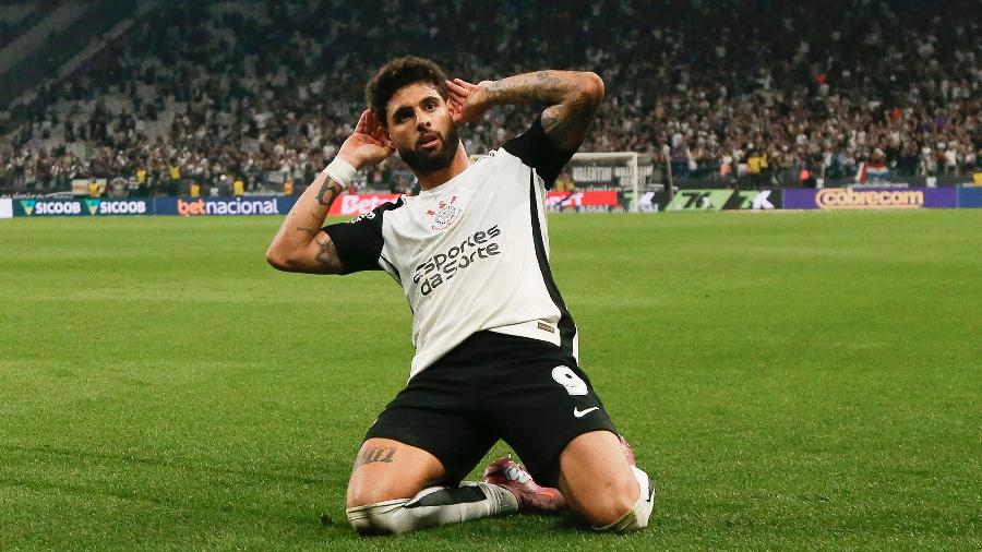 Yuri Alberto celebra gol em Corinthians x Mirassol, jogo do Brasileirão