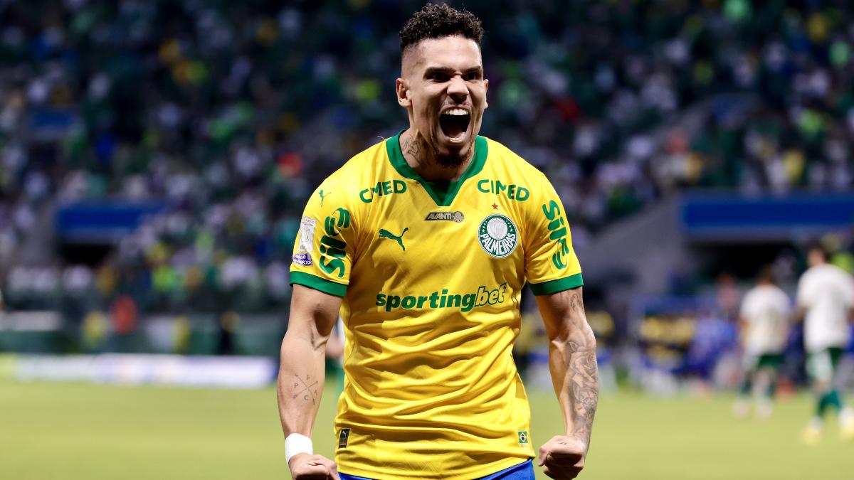Escalação: Paulinho é titular pelo Palmeiras, e Galo tem Cassierra à frente