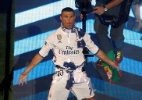 Cristiano Ronaldo canta por Bola de Ouro em festa do Real Madrid - REUTERS/Susana Vera