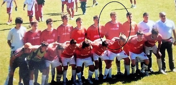 Fabiano, circulado, na escolinha do Inter antes de ser profissional - Arquivo Pessoal - Arquivo Pessoal