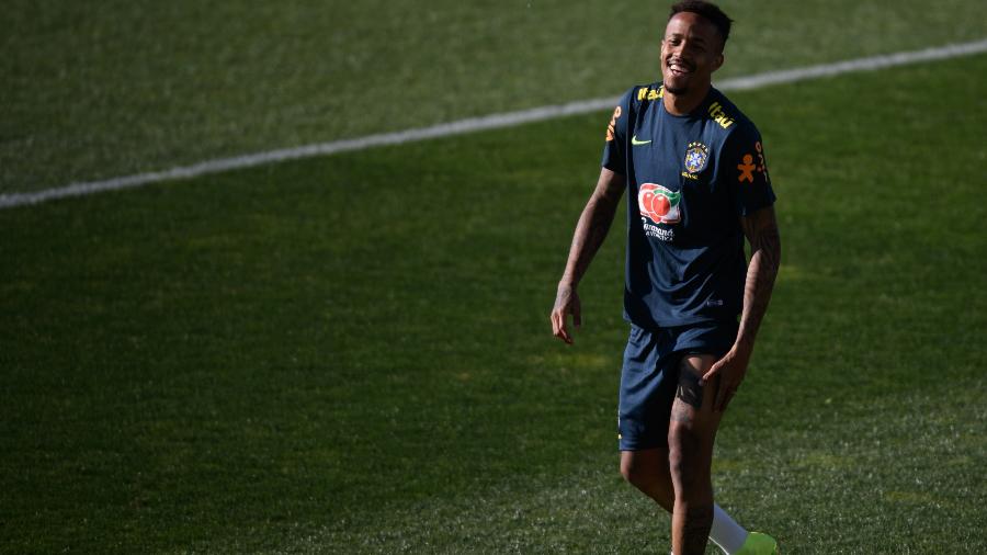 Militão foi escalado por Tite como titular em dois treinos no CT do Porto, antes dos amistosos em Portugal - Pedro Martins/Mowa Press