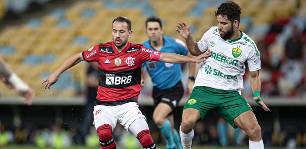 Destaque no Cuiabá, Pepê lembra Jorge Jesus: ‘Não deixava ninguém relaxar’