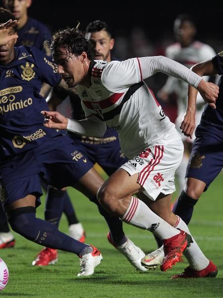 Igor Gomes durante a partida entre São Paulo e Corinthians pelo Brasileirão - Miguel Schincariol/São Paulo FC