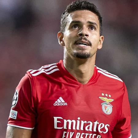 Ex-Santos, Lucas Veríssimo só disputou seis partidas pelo Benfica nesta temporada