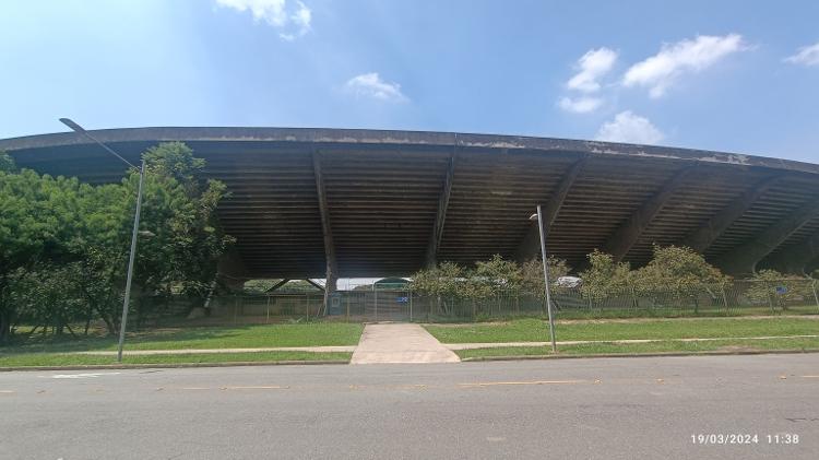 Fachada do Estádio Armando de Salles Oliveira, "Estádio da USP"