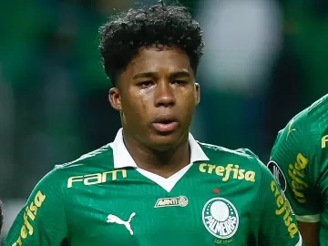 Do choro ao 'até logo': veja reações de Endrick na despedida no Palmeiras