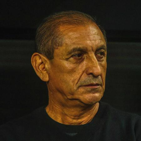 Ramón Díaz, técnico do Corinthians, durante jogo contra o Palmeiras