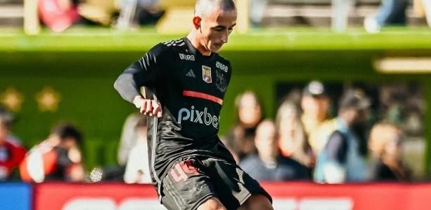 FUTEBOL NA VEIA! Joia do Flamengo e neto de ex-jogador espera chances no Campeonato Carioca