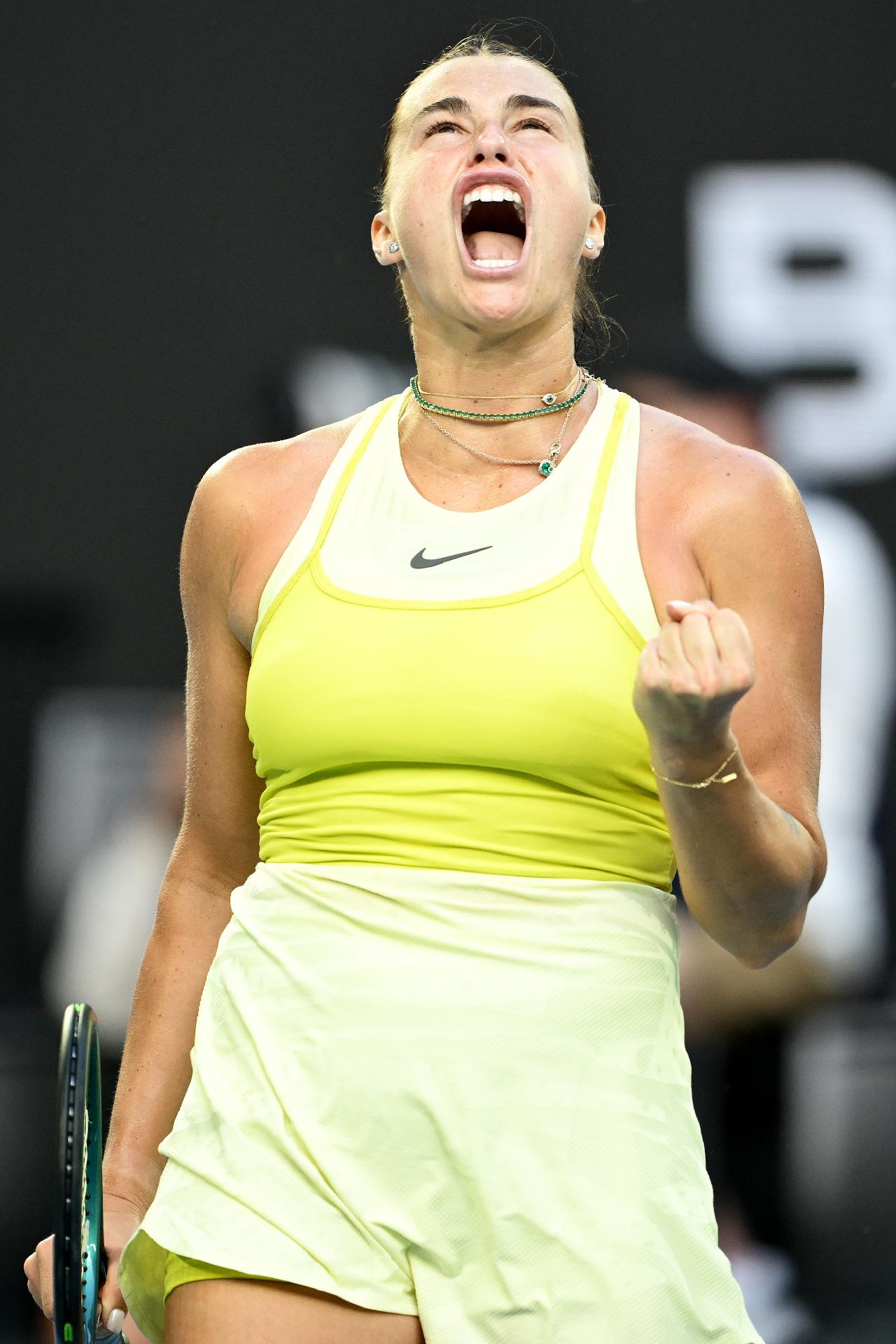 Australian Open: Sabalenka oscila, mas confirma favoritismo e avança