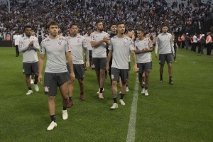 Corinthians Busca Nova Virada E Reedicao De Melhores Momentos Em 2018 17 10 2018 Uol Esporte
