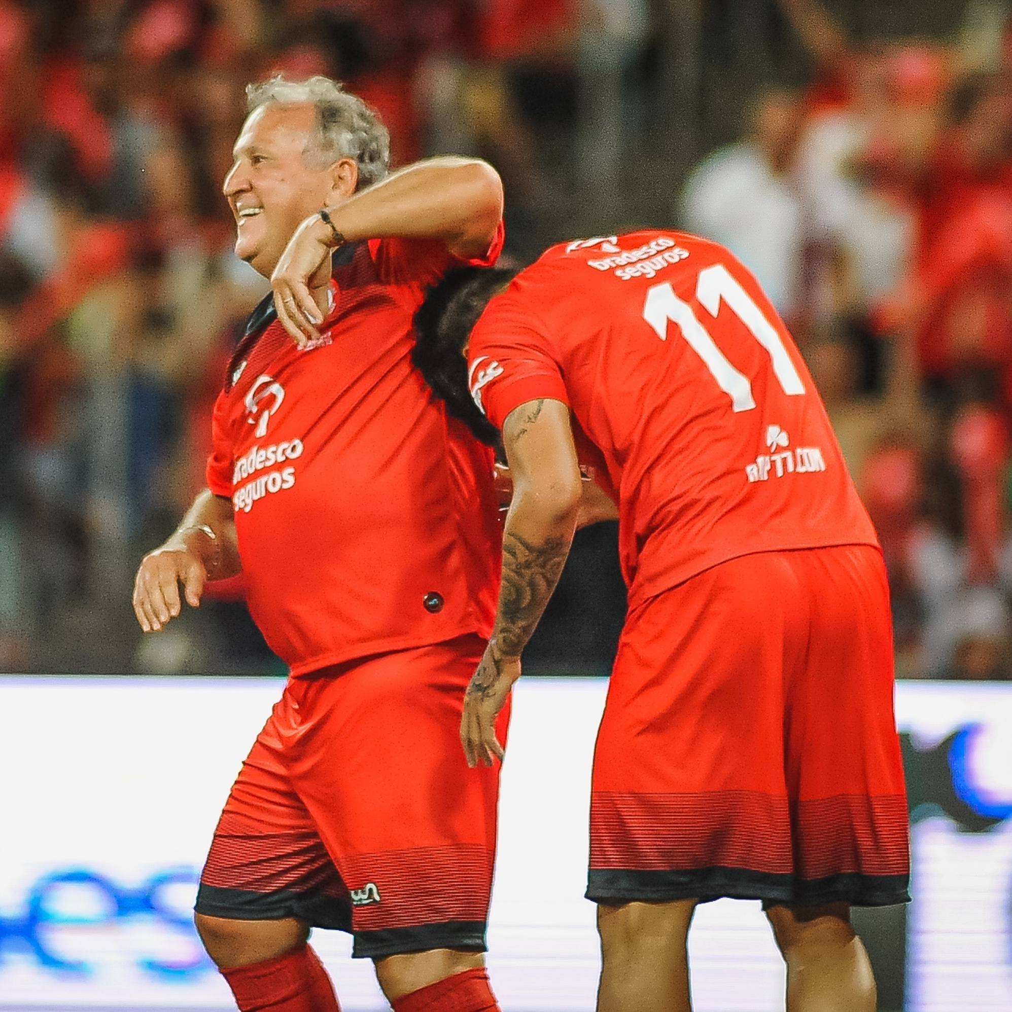 Neto perde troféu de melhor jogador de futsal do mundo e pede