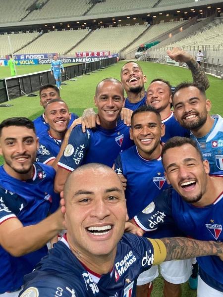 Wellington Paulista comemora com selfie o seu 100º gol no Campeonato Brasileiro - Divulgação/Fortaleza EC