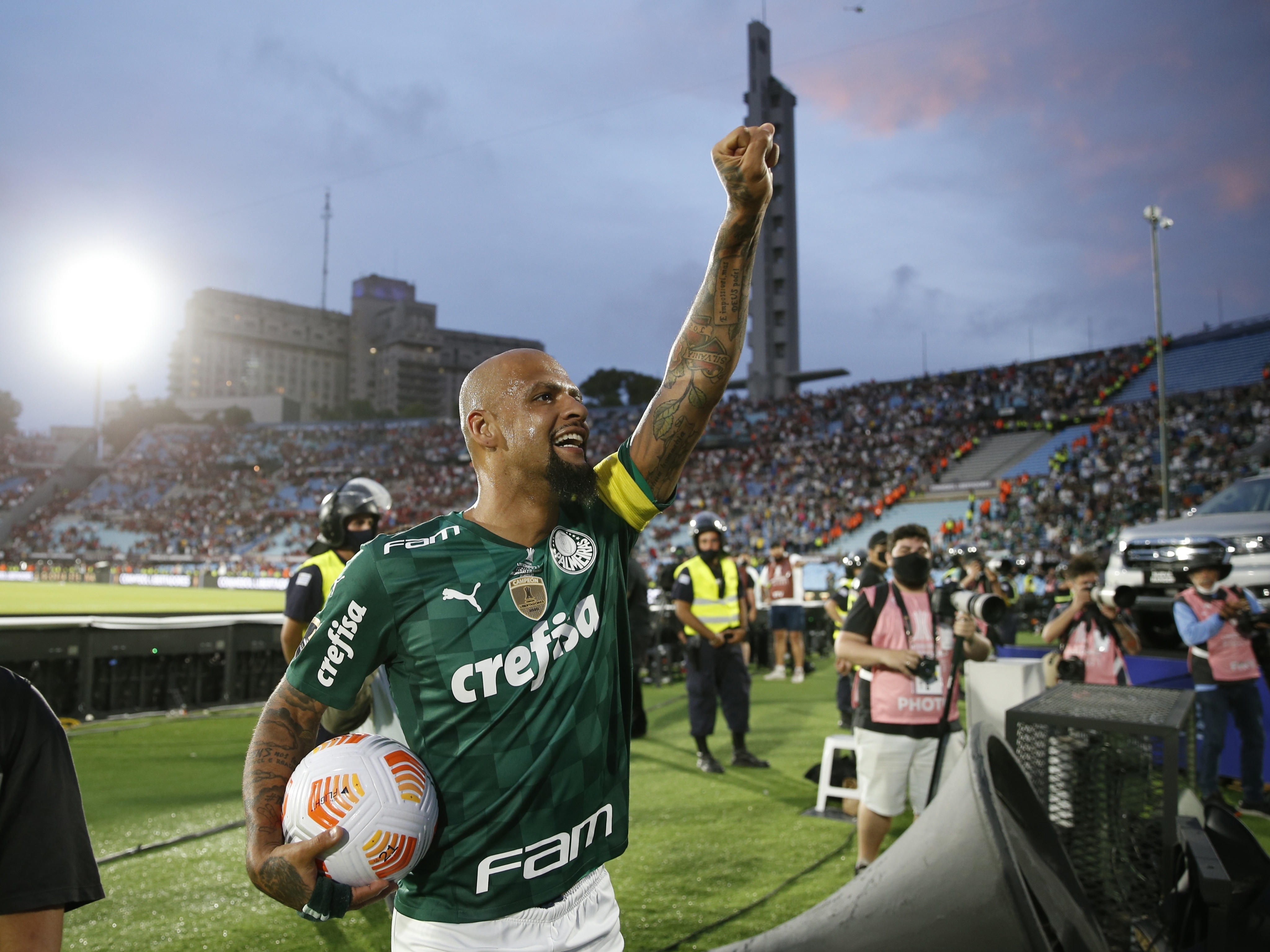 Palmeiras não teme queda técnica sem Felipe Melo e aposta em novos líderes