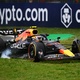 Sergio Perez, da Red Bull Racing, também deixou o carro escapar da pista - Clive Mason/Getty Images