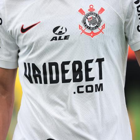 Patrocínio da Vai de Bet na camisa do Corinthians