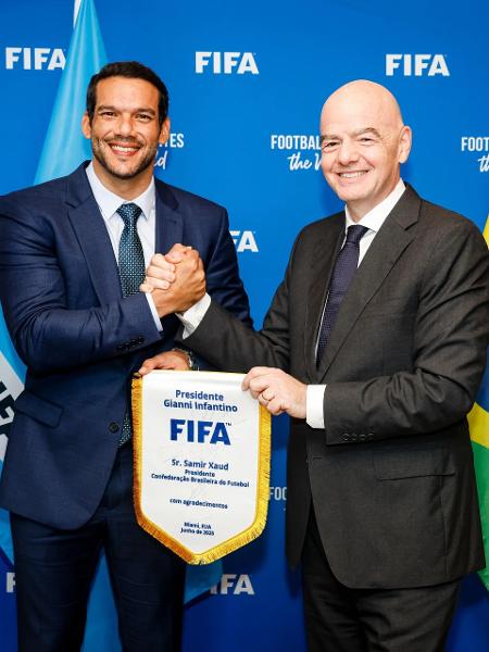 Samir Xaud, presidente da CBF, e Gianni Infantino, presidente da Fifa, em encontro nos EUA Samir Xaud, presidente da CBF, e Gianni Infantino, presidente da Fifa, em encontro nos EUA