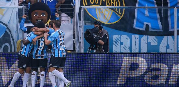 Zagueiro Marca Gol Contra em Partida do Grêmio no Gaúcho; Confira