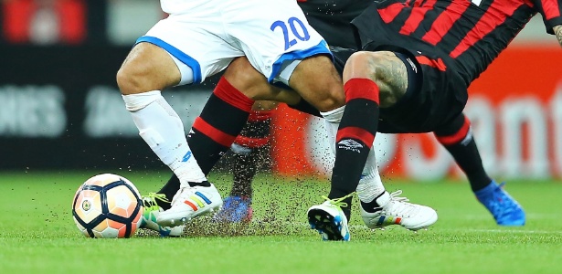 lance de jogo do atlético-pr na arena da baixada - Heuler Andrey/AFP - Heuler Andrey/AFP