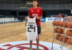 Idolatria a Kobe fez camisa 24 quebrar tabus no basquete brasileiro