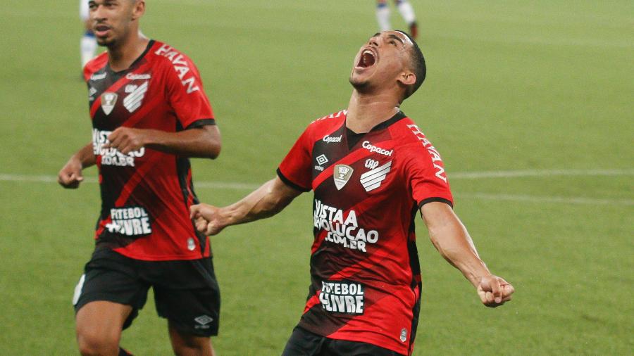 Christian comemora gol pelo Athletico Paranaense no Brasileirão 2020 - Gabriel Machado/AGIF