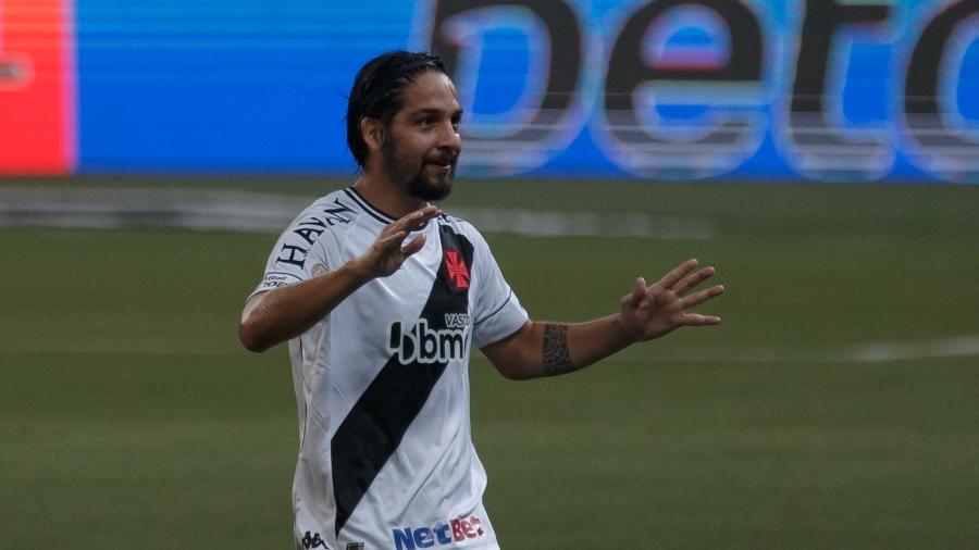 Benítez comemora gol marcado pelo Vasco da Gama sobre o Palmeiras, em jogo do Brasileirão 2020 - Ettore Chiereguini/AGIF