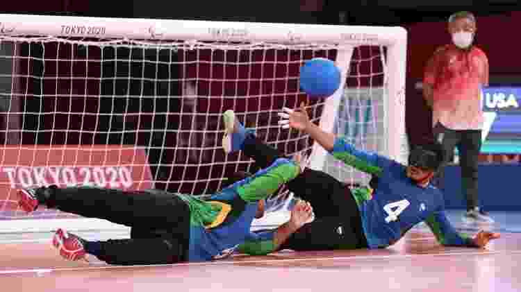 Romáro e Leomon, da seleção brasileira de goalball - Lintao Zhang/Getty Images - Lintao Zhang/Getty Images